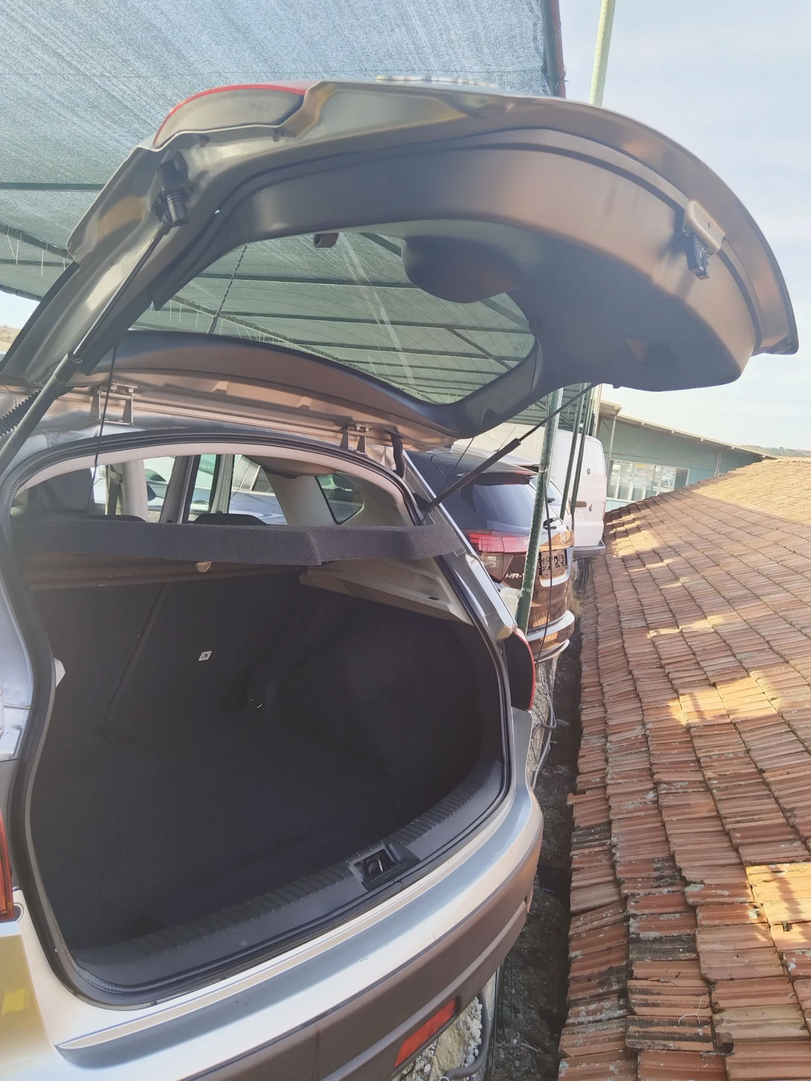 Nissan Qashqai 2.0i= 6 ��������= 115000�� | Mobile.bg � ����������� 17