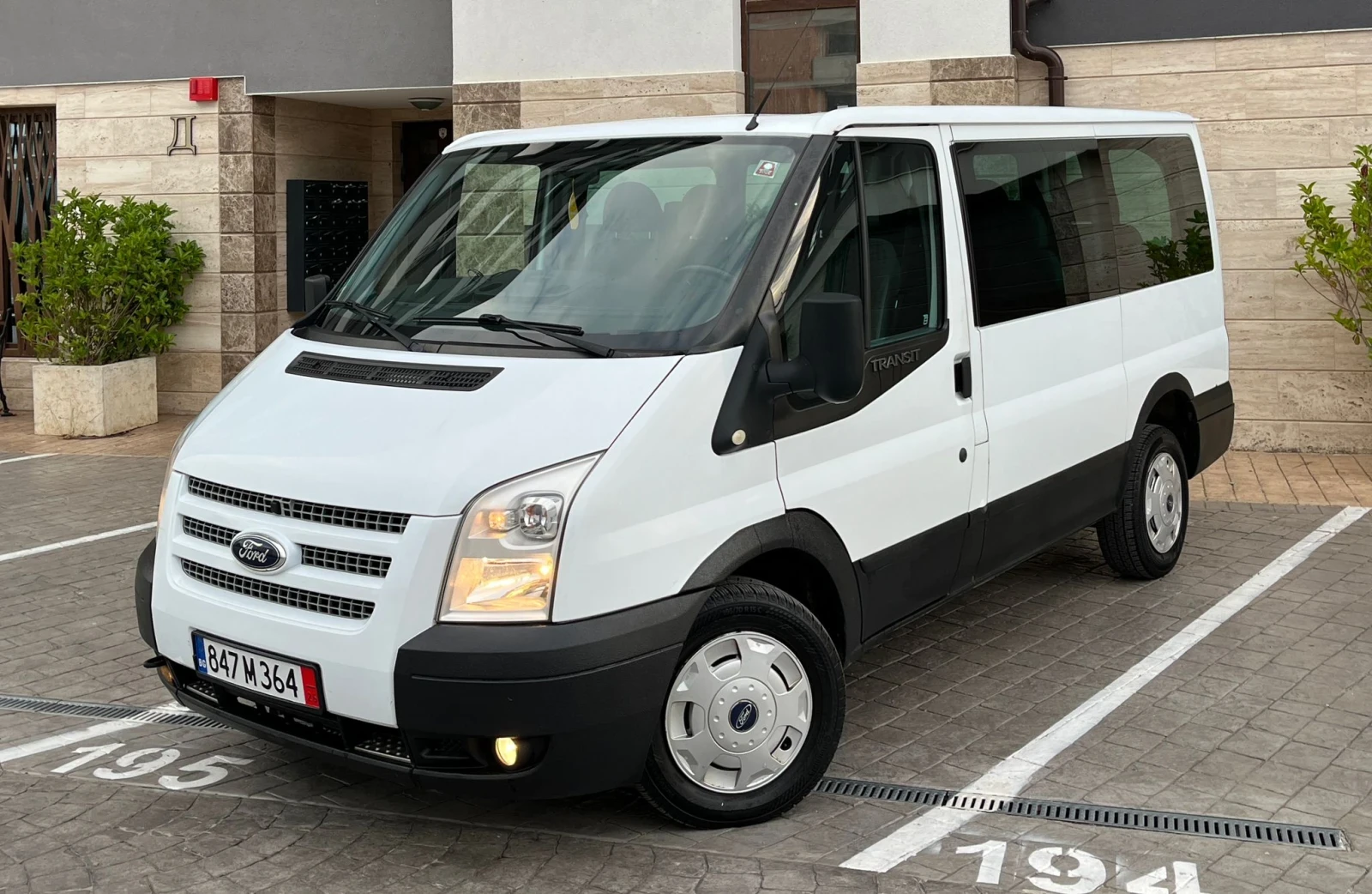 Ford Transit 2.2TDCI/125/6/КС/2012Г/8+ 1