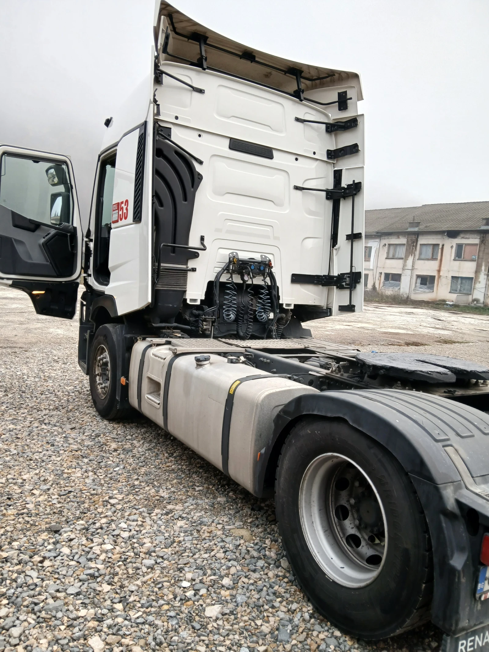 Renault T  - изображение 3