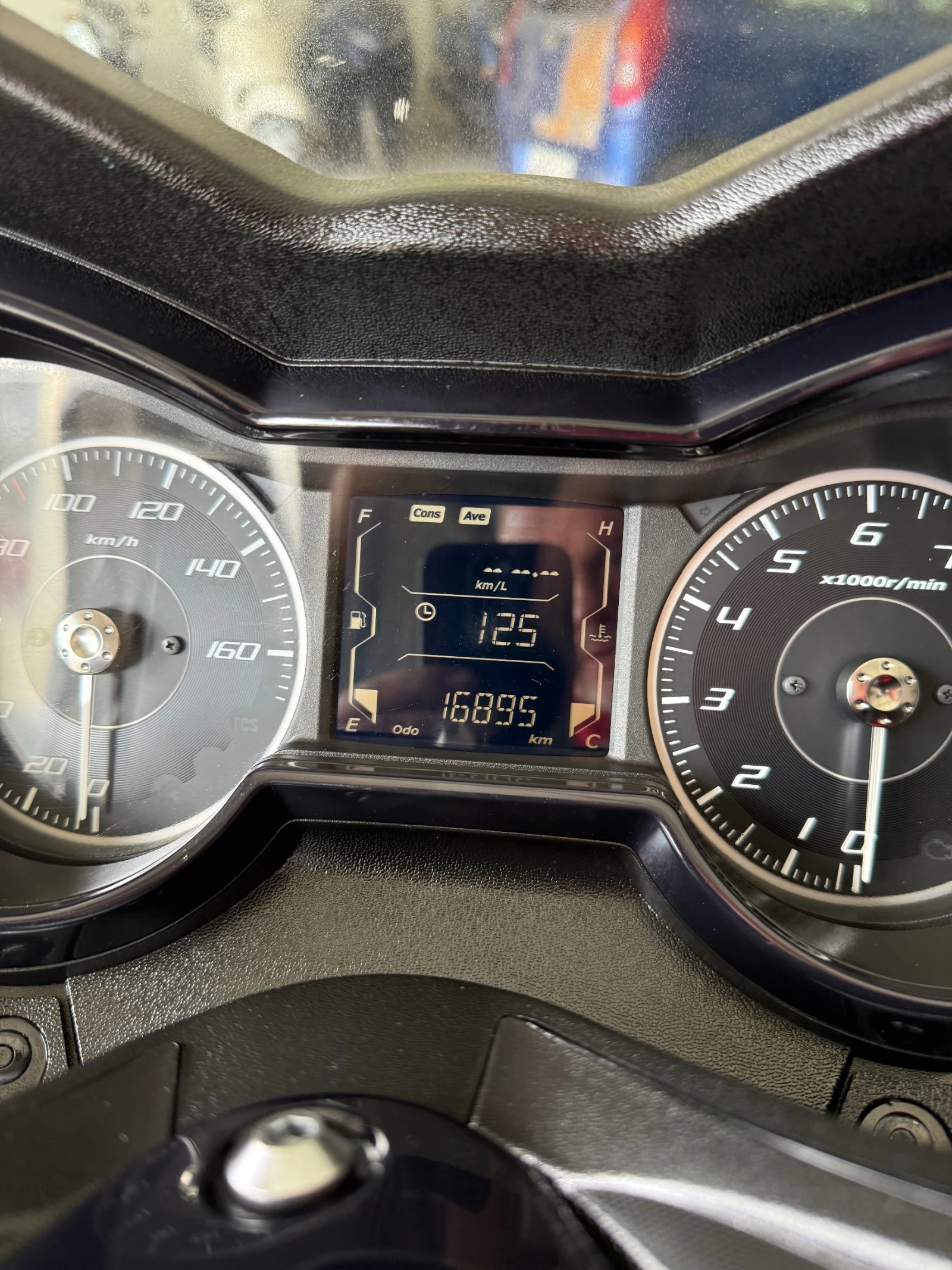 Yamaha X-max 300i- TECHMAX | Mobile.bg   11