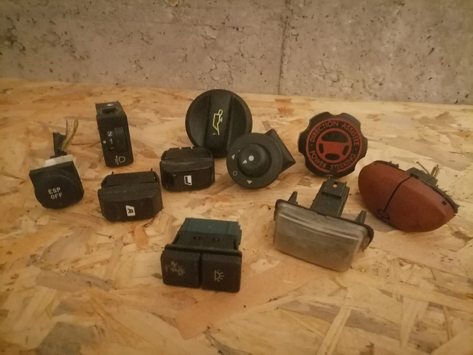    2001 . | Mobile.bg   3