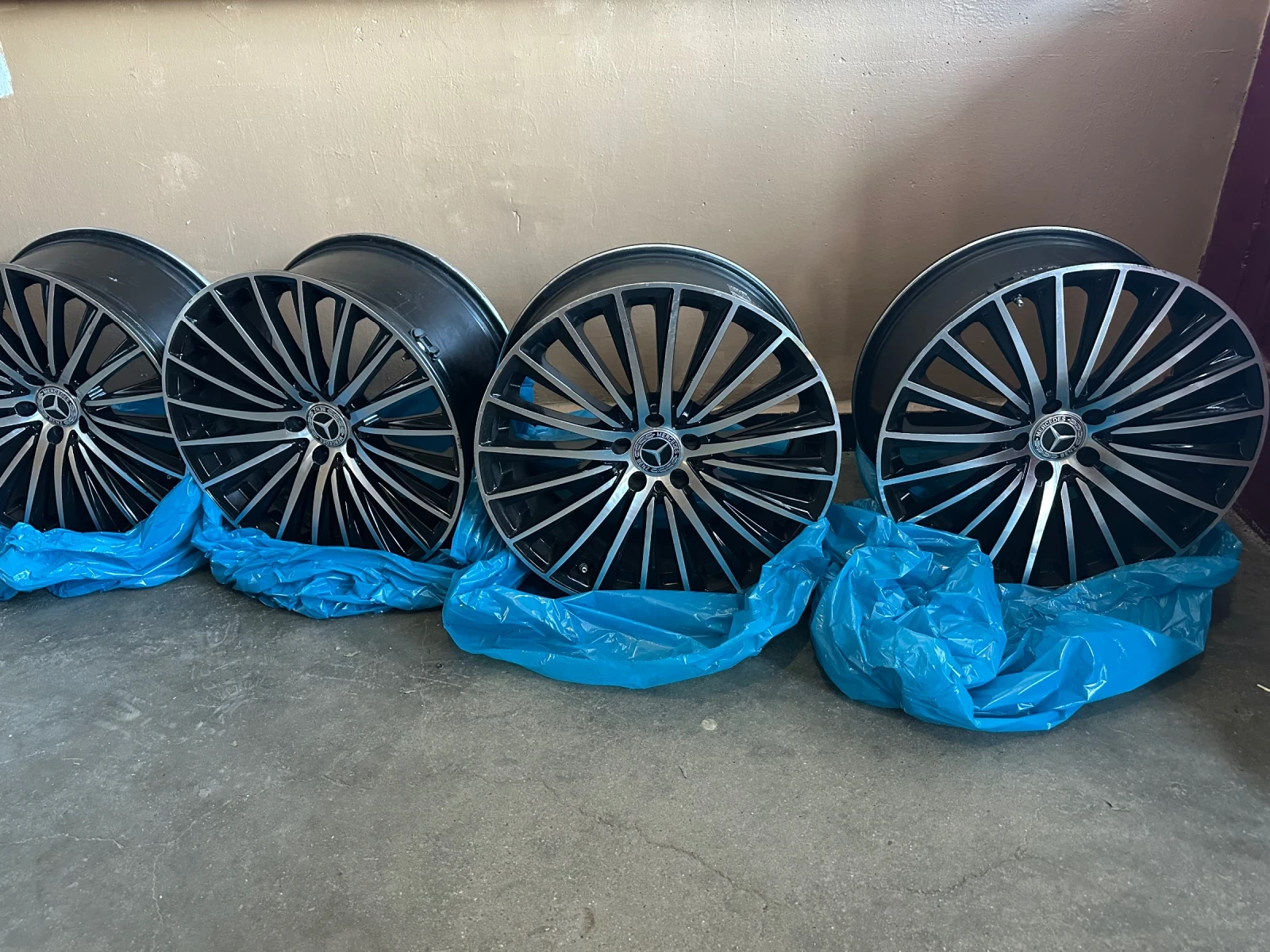 ���� � ������ 295/35R20 �� Mercedes-Benz | Mobile.bg � ����������� 4
