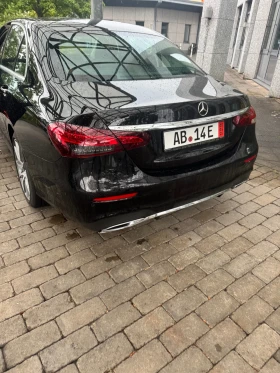 Mercedes-Benz E 400 4MATIC, снимка 7