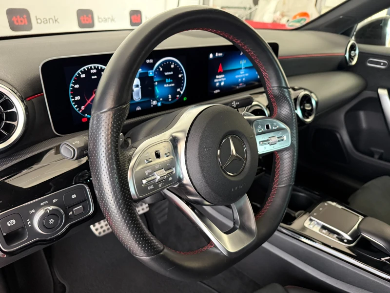 Mercedes-Benz A 200 d AMG Line* 150к.с.* ПЪЛНА ИСТОРИЯ В МЕРЦЕДЕС, снимка 9 - Автомобили и джипове - 51169608