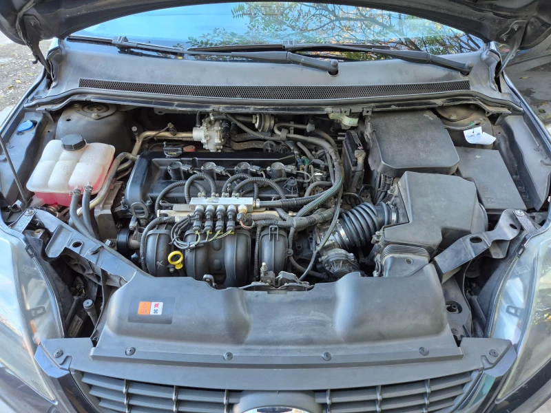 Ford Focus 2.0i-ГАЗ-Италия, снимка 15 - Автомобили и джипове - 52226953