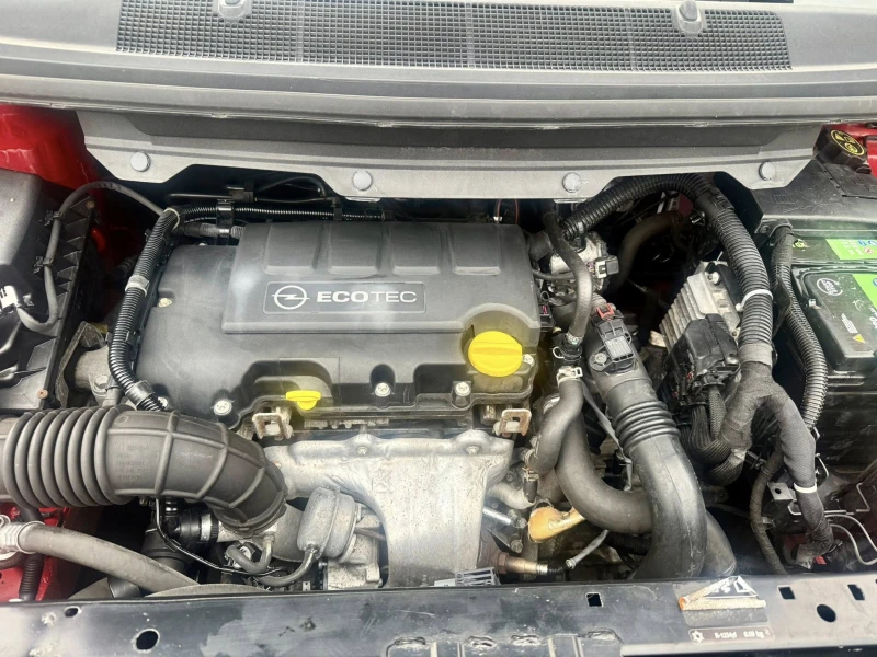 Opel Zafira 1.4 145хил.км, снимка 17 - Автомобили и джипове - 52641016