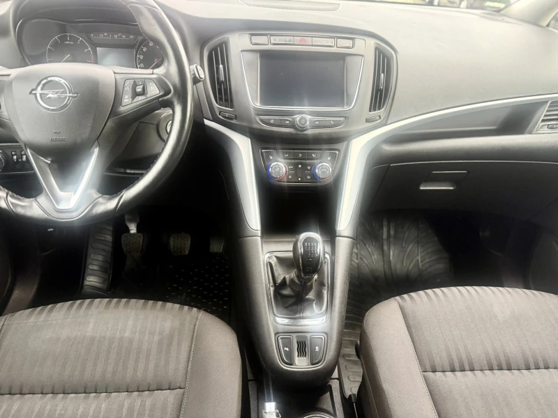 Opel Zafira 1.4 145хил.км, снимка 12 - Автомобили и джипове - 52641016