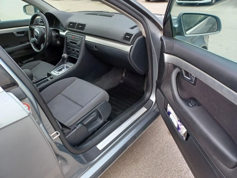 Audi A4, снимка 9 - Автомобили и джипове - 52651828