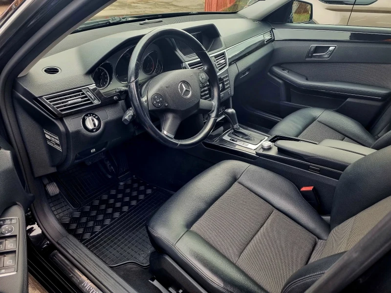 Mercedes-Benz E 220 ЛИЗИНГ, снимка 8 - Автомобили и джипове - 52656334
