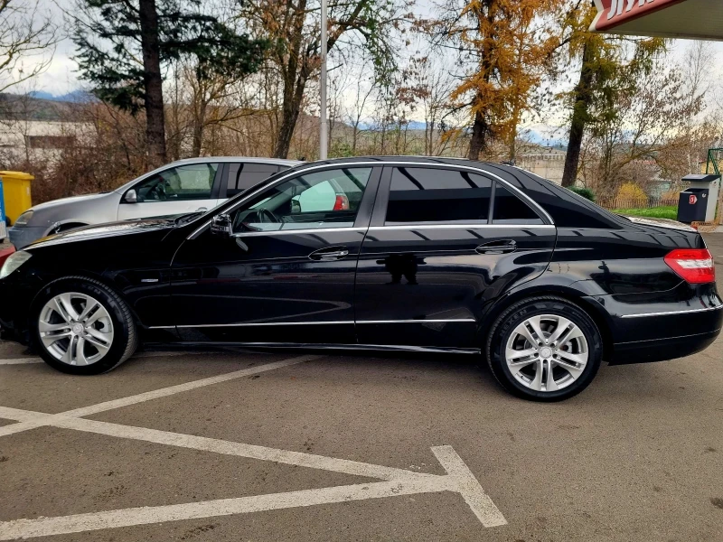 Mercedes-Benz E 220 ЛИЗИНГ, снимка 3 - Автомобили и джипове - 52656334