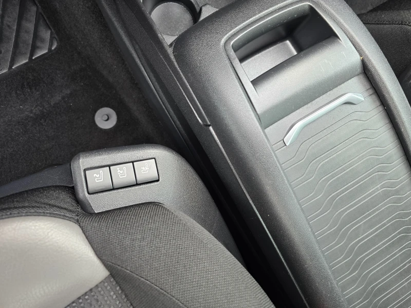 Citroen C4 Picasso 1.6HDi-Масаж= 360Камери, Фулл, снимка 17 - Автомобили и джипове - 53229219