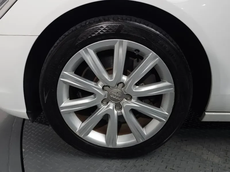 Audi A6 2.0 TDI Quattro, снимка 9 - Автомобили и джипове - 53898797