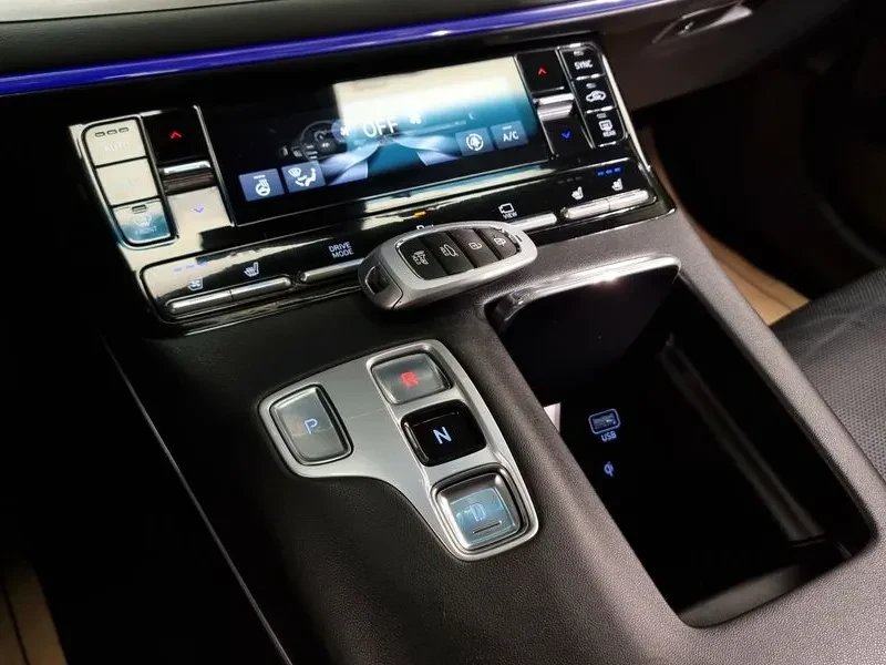 Hyundai Grandeur  3.0 Lpi Premium Choice, снимка 9 - Автомобили и джипове - 55690614