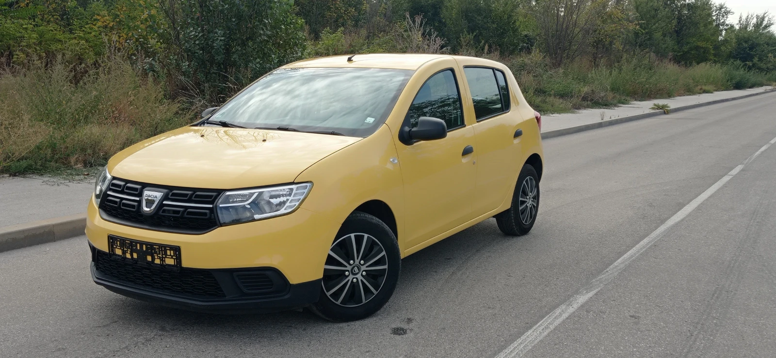 Dacia Sandero  - изображение 3