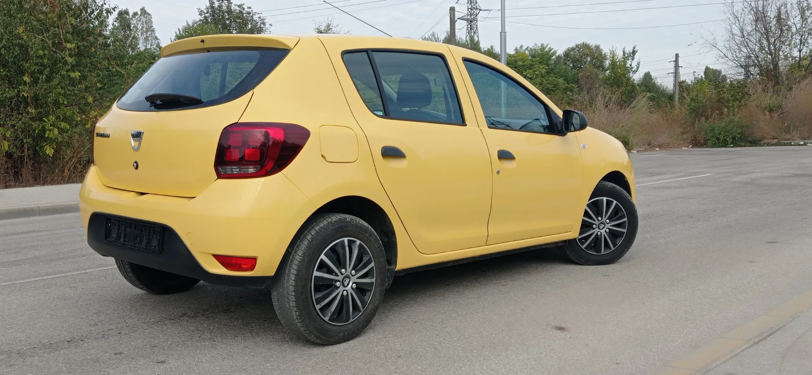 Dacia Sandero  - изображение 4