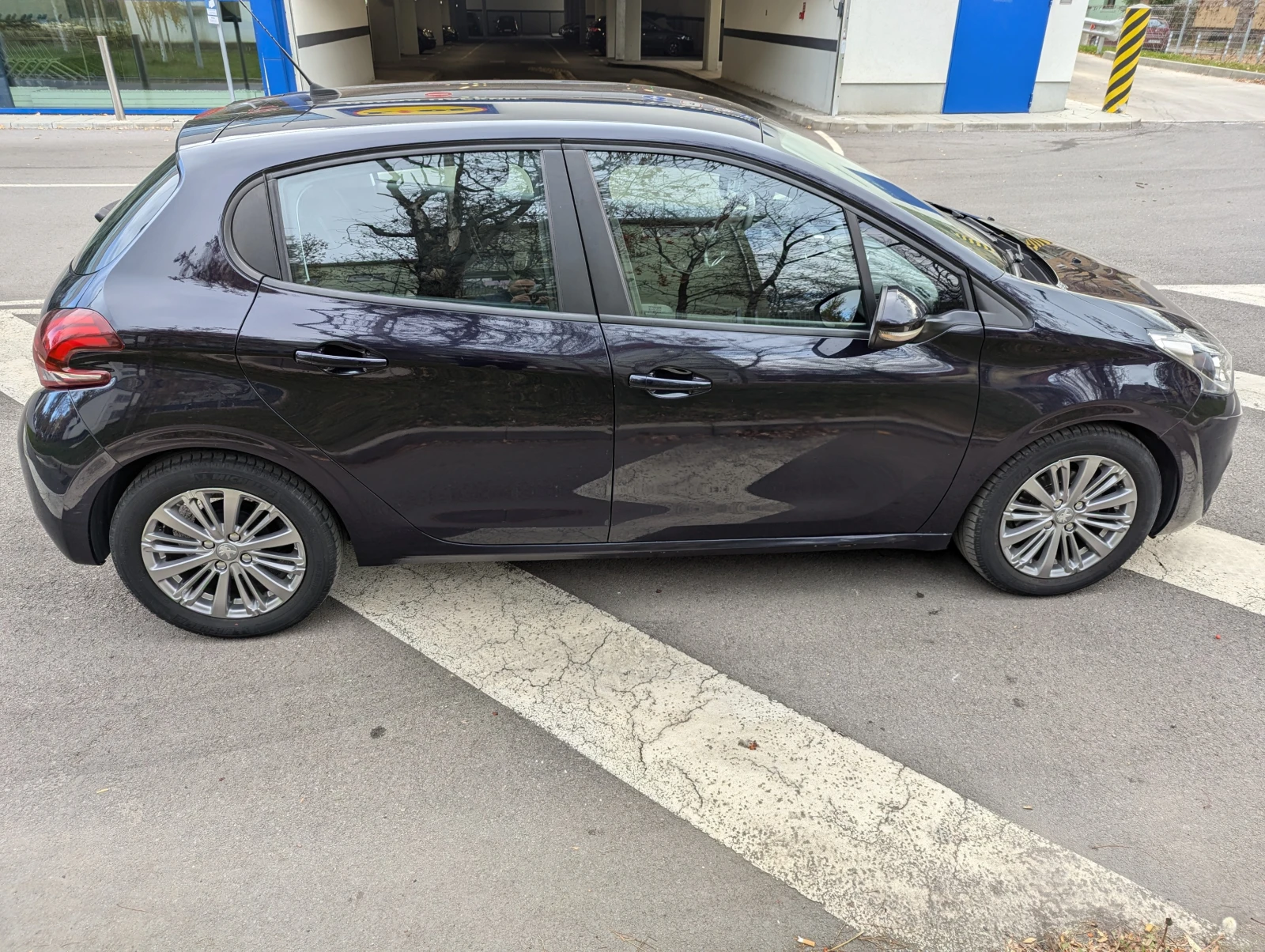 Peugeot 208 PureTech - изображение 8