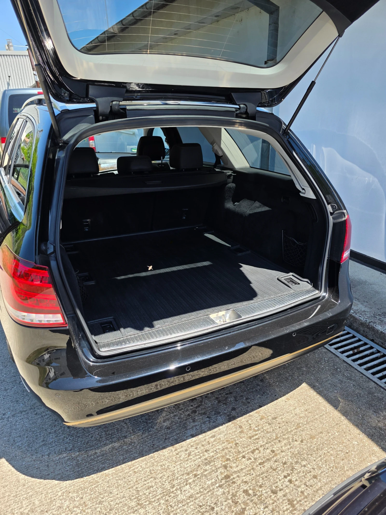 Mercedes-Benz E 200  - изображение 2