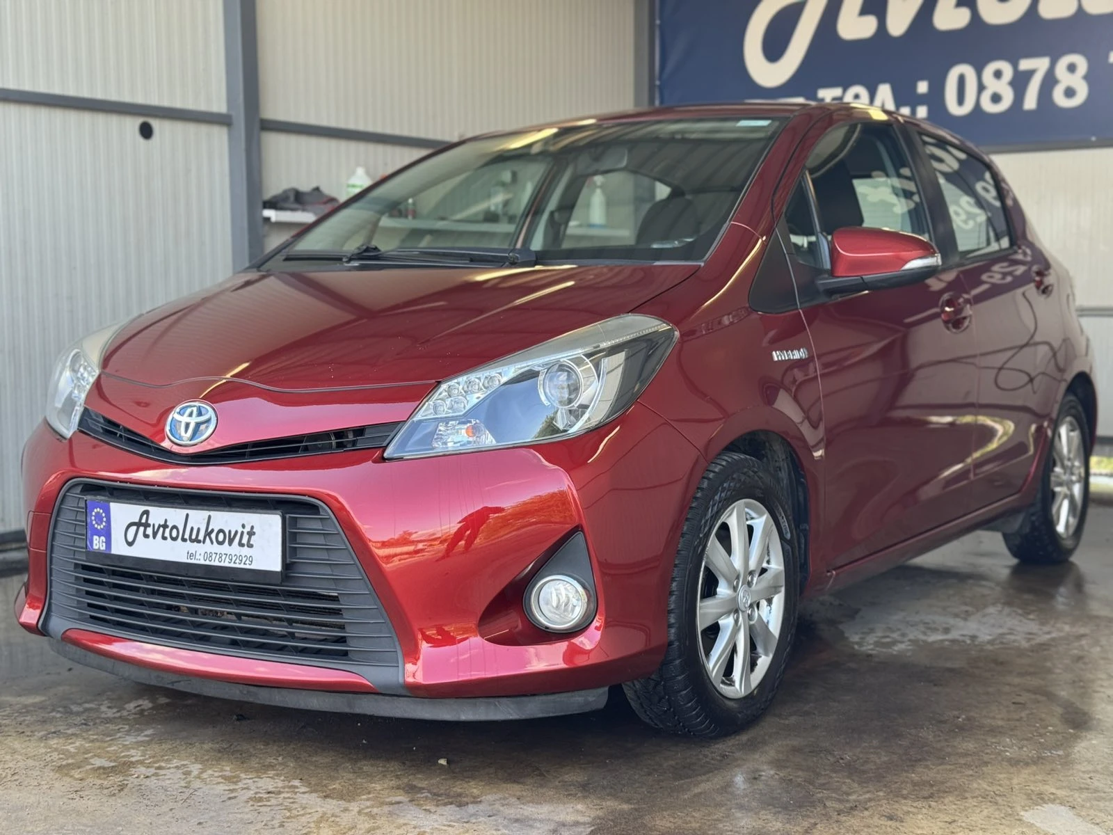 Toyota Yaris 1.5 HYBRID - изображение 3