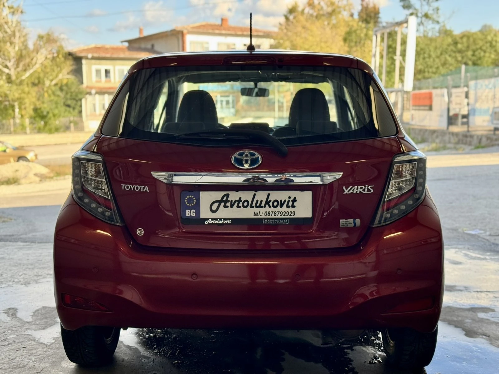 Toyota Yaris 1.5 HYBRID - изображение 5
