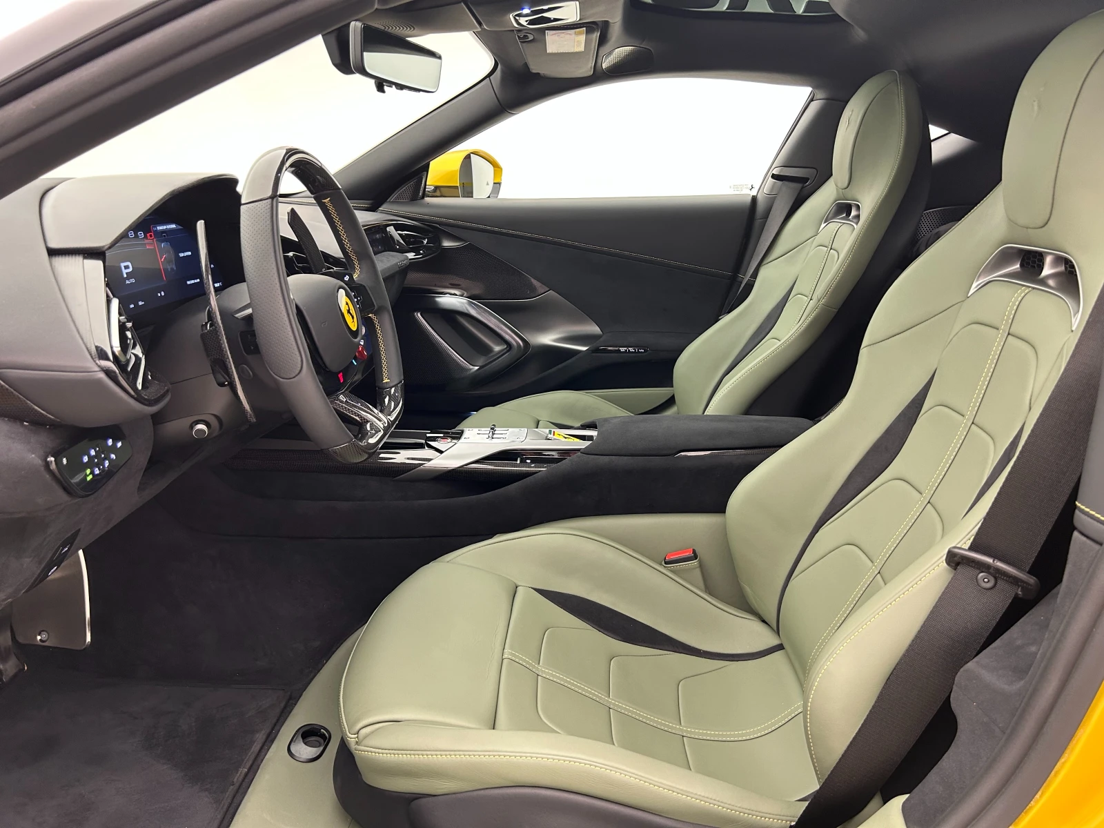 Ferrari 812 Superfast 12 Cilindri | Mobile.bg   12