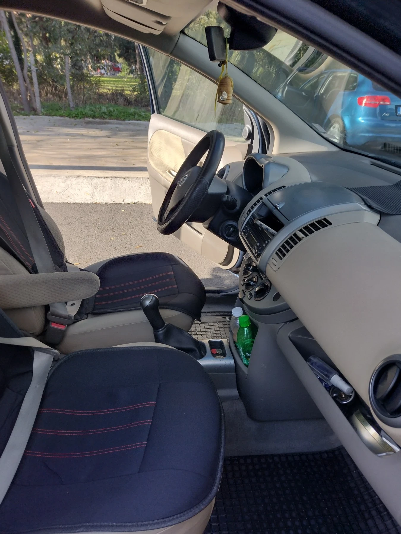 Nissan Note 1.4 - изображение 2