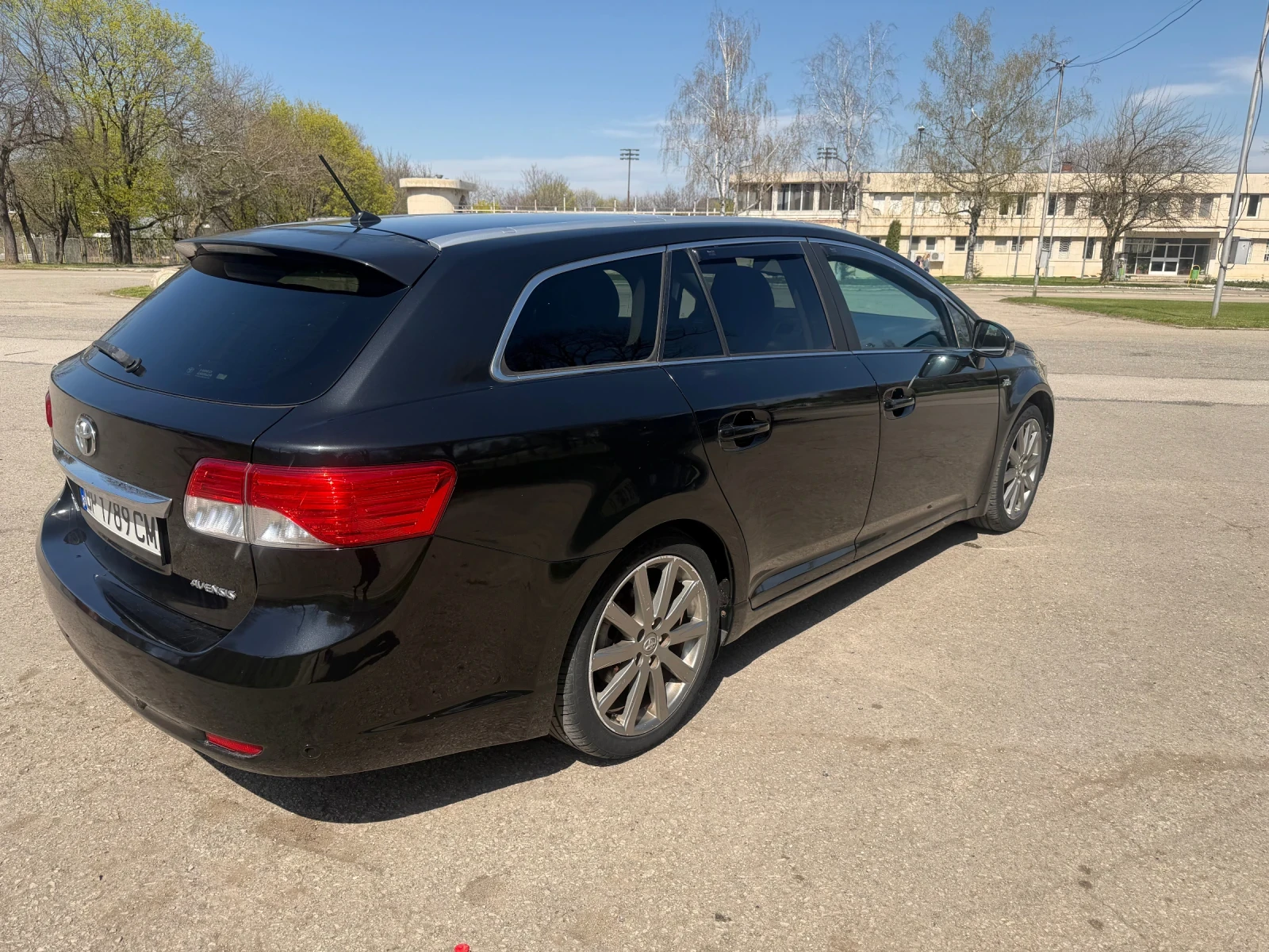 Toyota Avensis Facelift , снимка 6 - Автомобили и джипове - 54172827