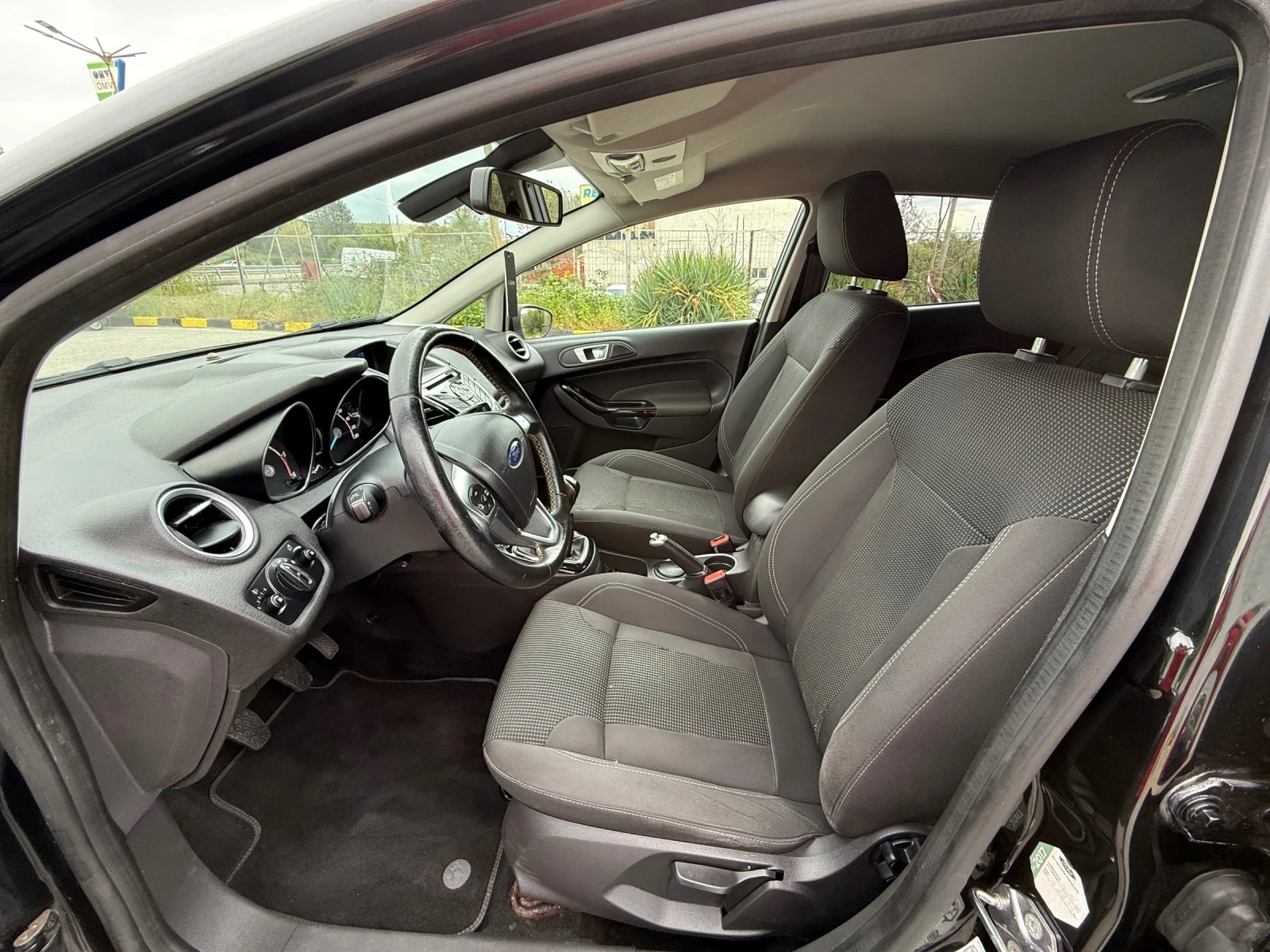 Ford Fiesta  1.5TDCI* TITANIUM* EURO 6* COC* KTEO* , снимка 8 - Автомобили и джипове - 54266446