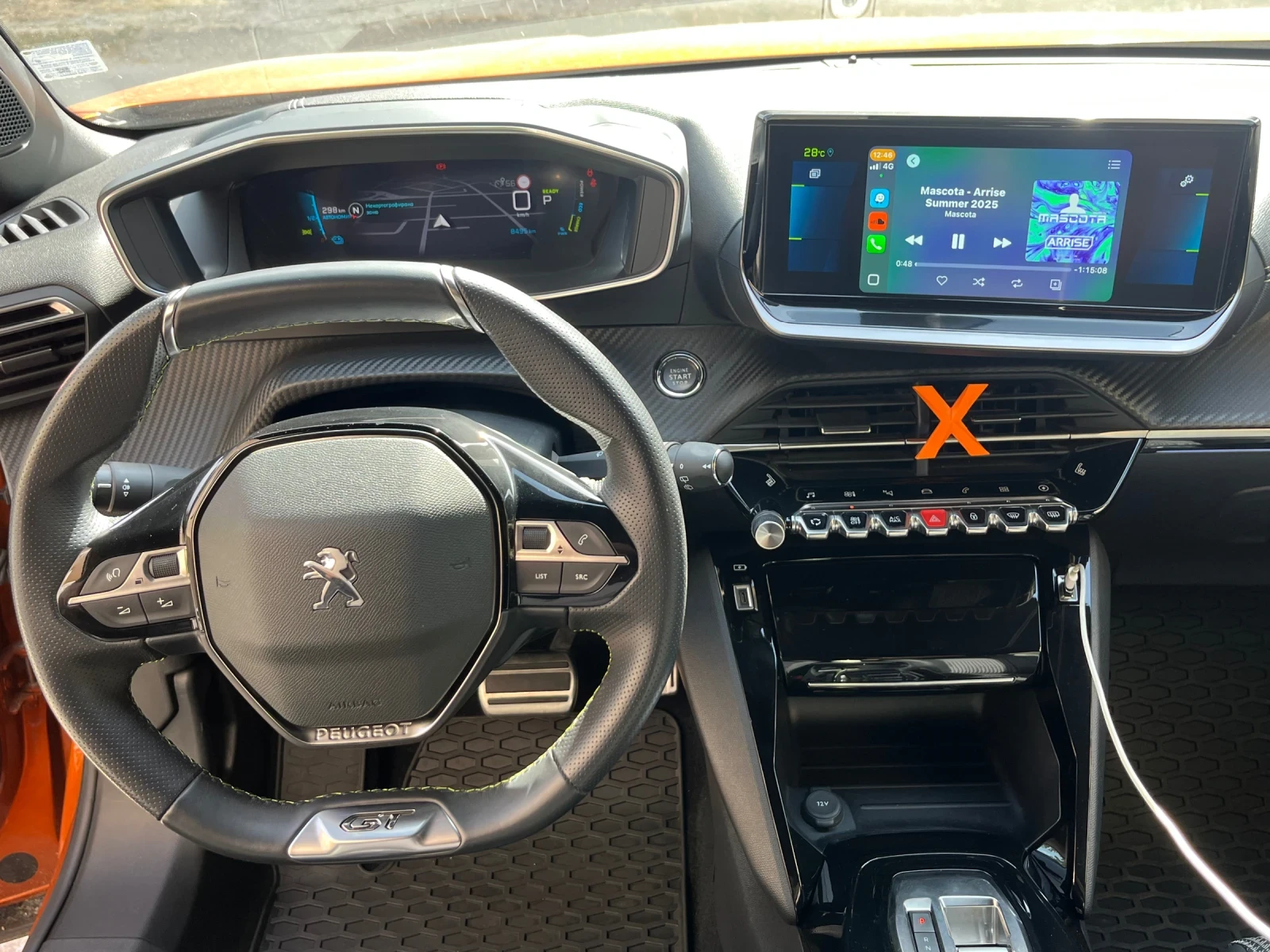 Peugeot 2008 E GT, снимка 10 - Автомобили и джипове - 56481028