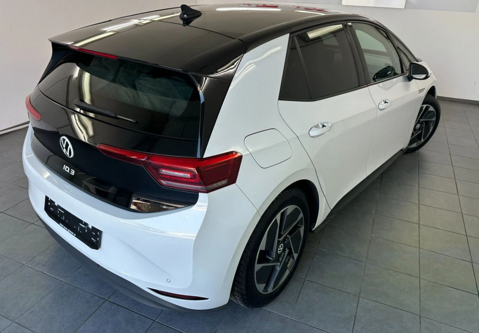 VW ID.3 Pro Perform.62Kwh.150Kw.Kamera.Led.Navi.Termopompa, снимка 2 - Автомобили и джипове - 54685201