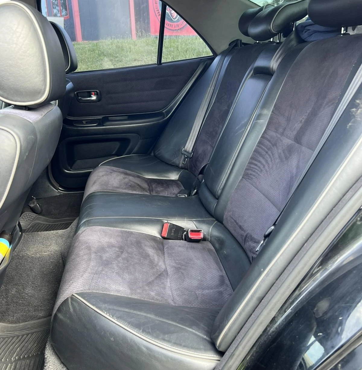 Lexus IS 200, снимка 10 - Автомобили и джипове - 54917946