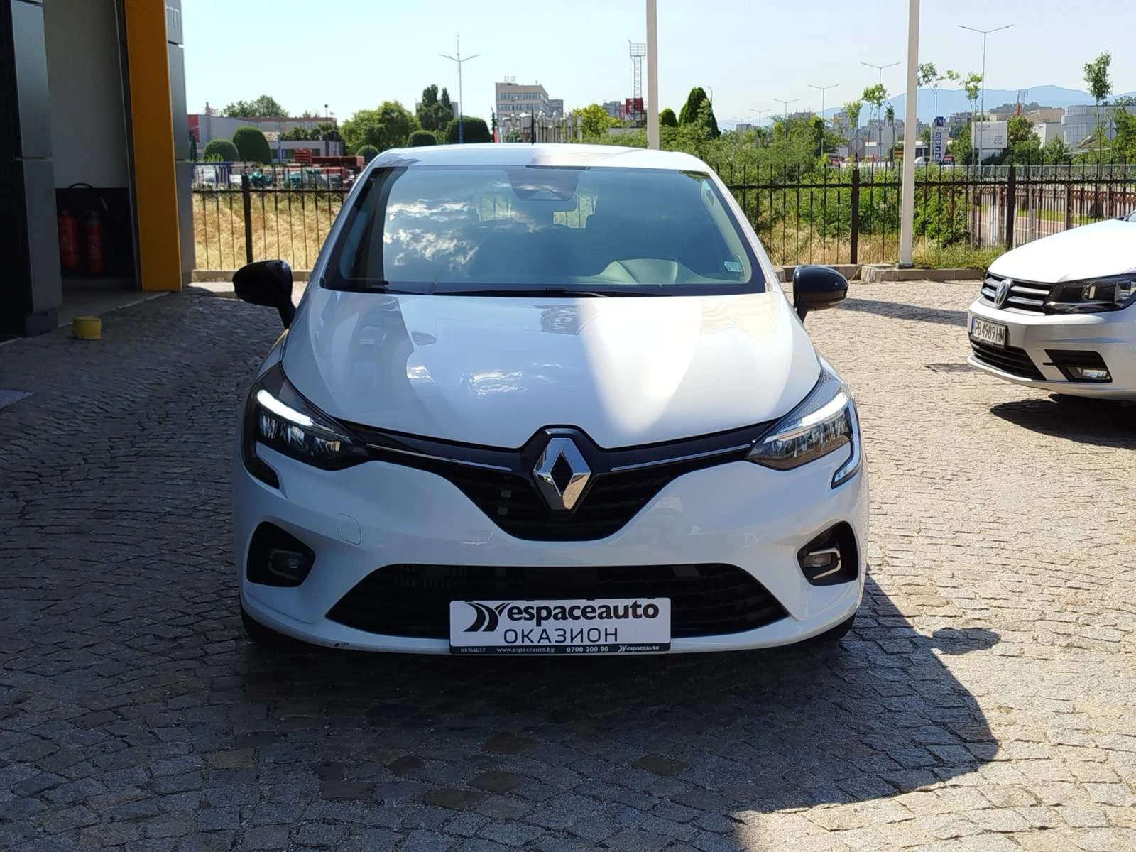 Renault Clio 1.0 TCe/90 к.с./Гаранция, снимка 2 - Автомобили и джипове - 55386038
