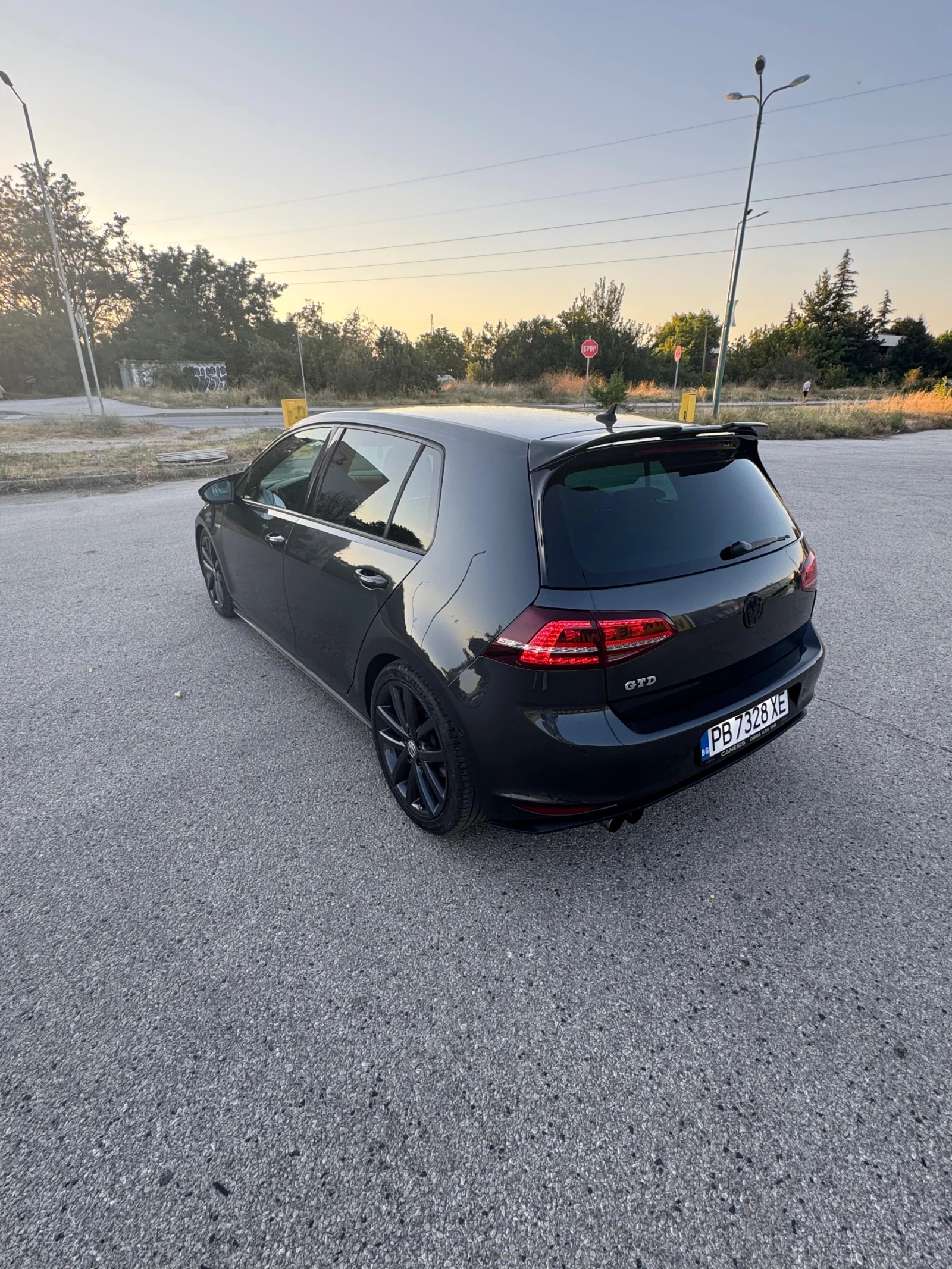 VW Golf VW GOLF 2.0 GTD, снимка 6 - Автомобили и джипове - 55437143