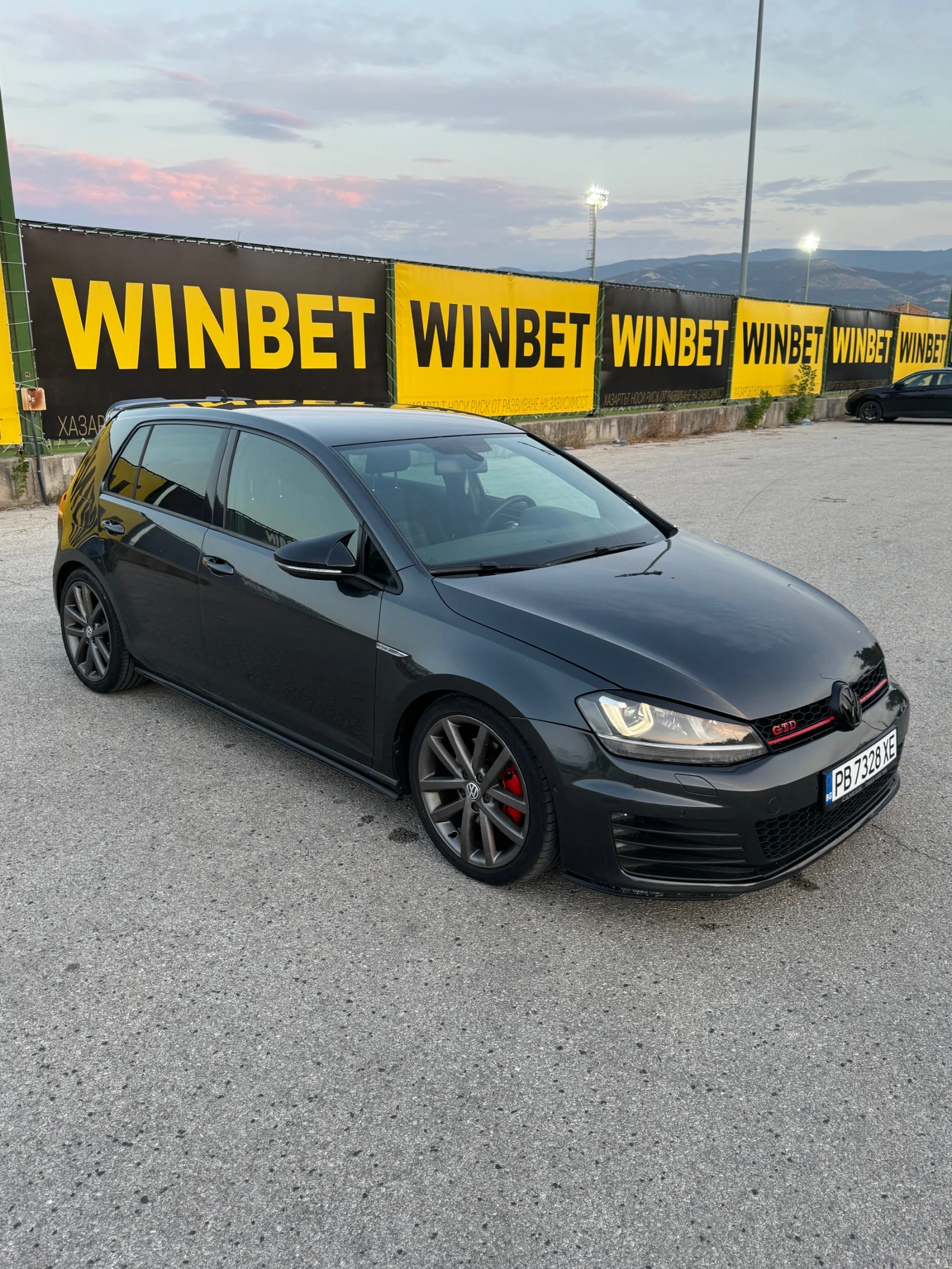 VW Golf VW GOLF 2.0 GTD, снимка 2 - Автомобили и джипове - 55437143