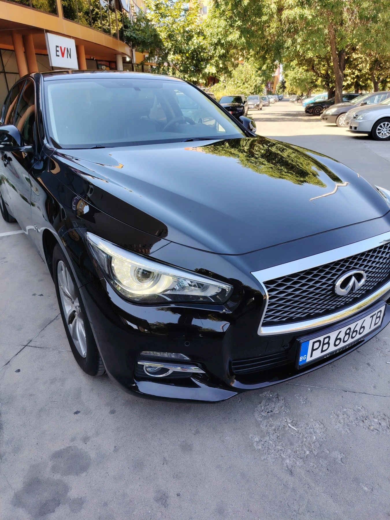 Infiniti Q50
