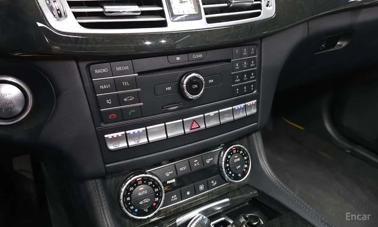 Mercedes-Benz CLS 350 d * 4MATIC * Обдухване * 360 * Шибидах * , снимка 14 - Автомобили и джипове - 56318034
