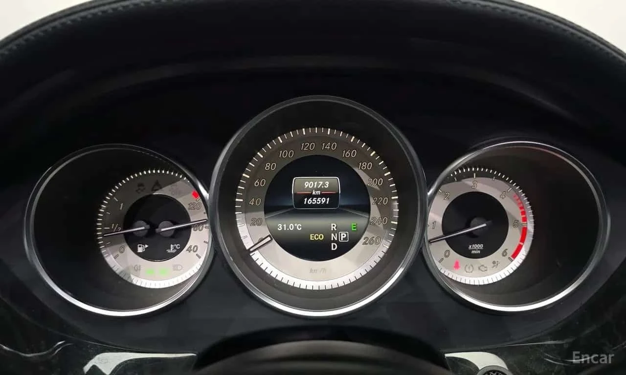 Mercedes-Benz CLS 350 d * 4MATIC * Обдухване * 360 * Шибидах * , снимка 8 - Автомобили и джипове - 56318034