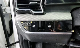 Kia Sportage 2.0 LPG 360 камери* ОЧАКВАН ВНОС* , снимка 13