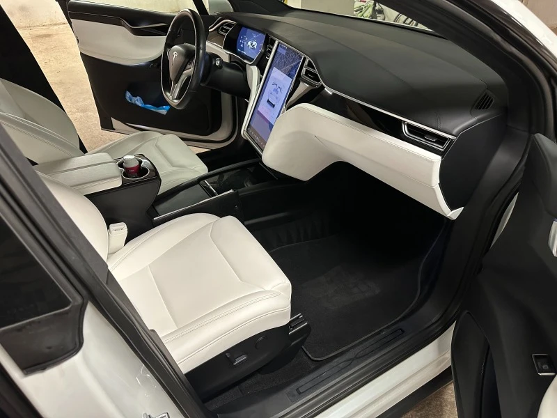 Tesla Model X 100 D, снимка 13 - Автомобили и джипове - 46386974