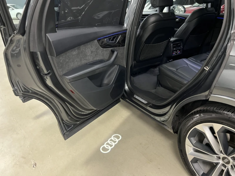 Audi Q7 Tech| SLine| Distro| HUD| 360| B&О| Massage| 6+ 1, снимка 14 - Автомобили и джипове - 46698324