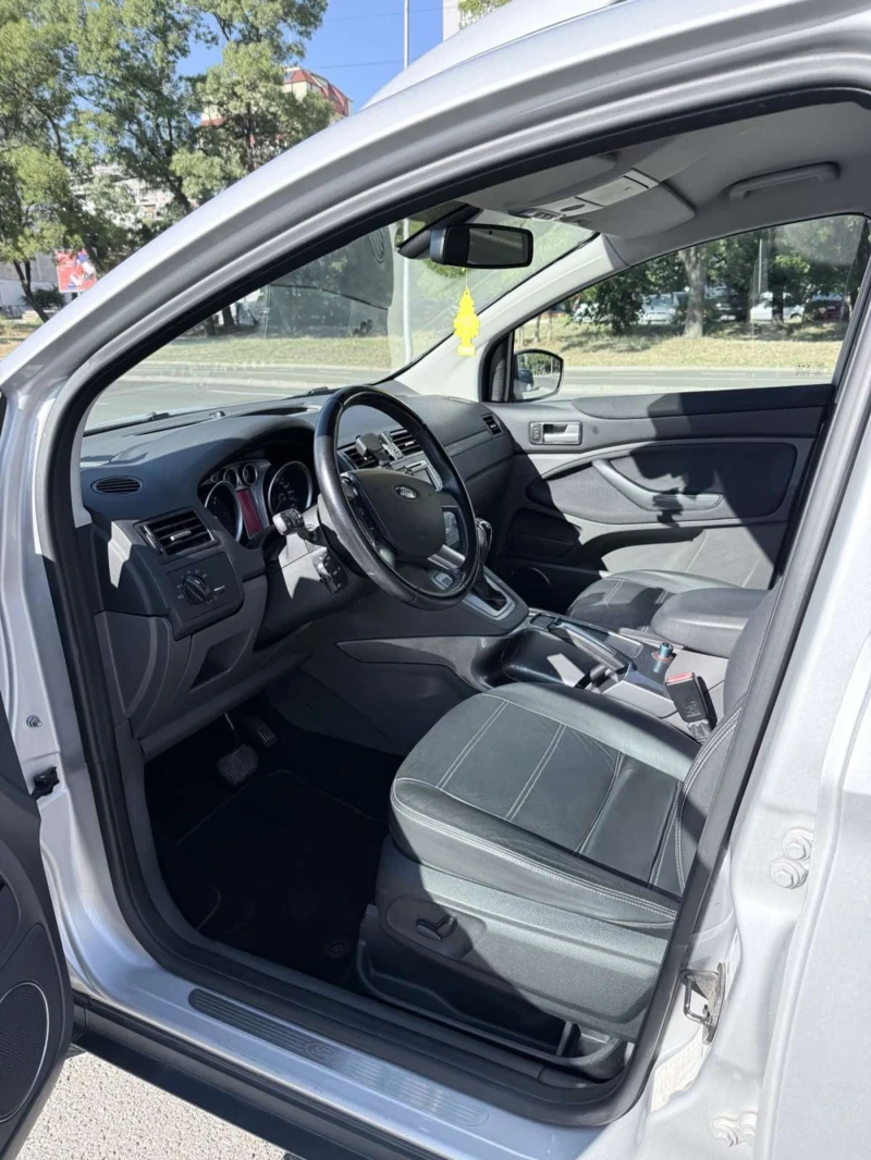 Ford Kuga Titanium , снимка 8 - Автомобили и джипове - 53015221