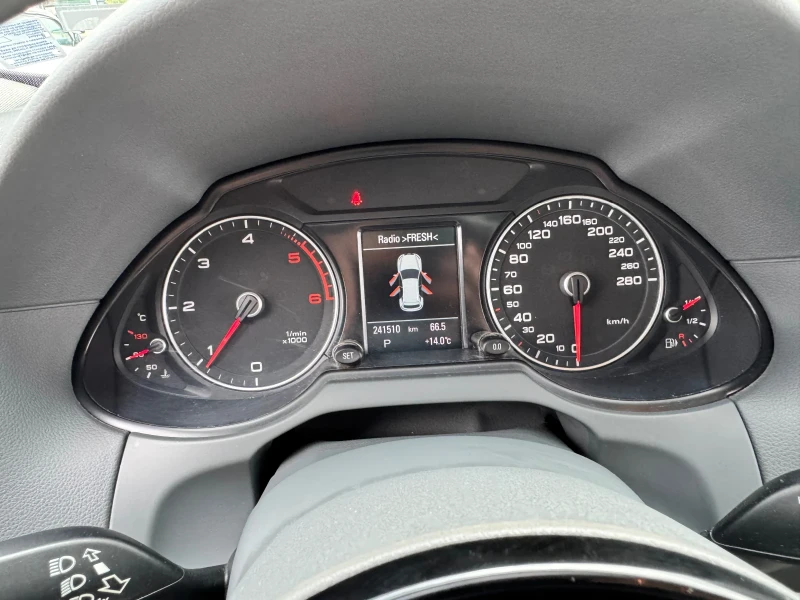 Audi Q5 S line, снимка 15 - Автомобили и джипове - 52436293