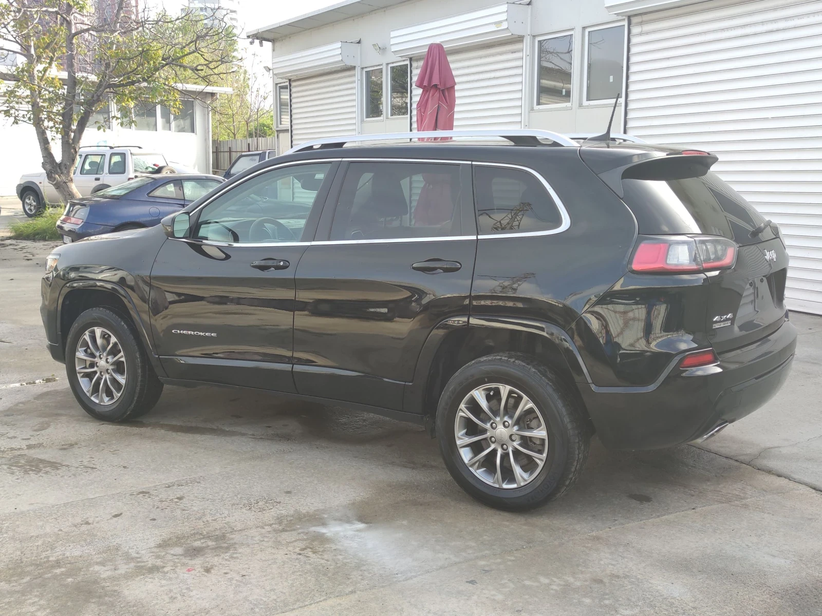 Jeep Cherokee LATITUDE PLUS 3.2 - изображение 7