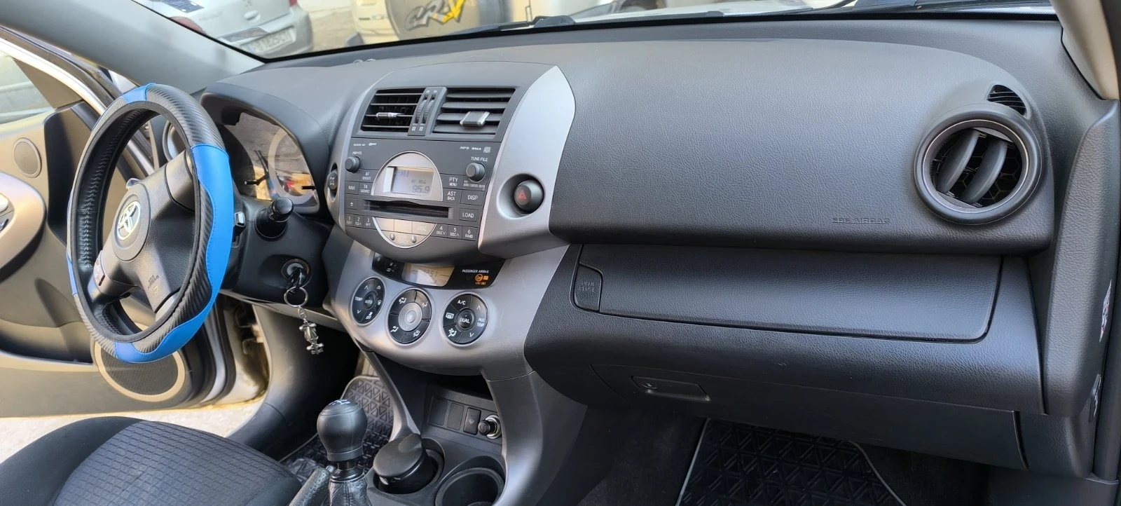 Toyota Rav4  - изображение 5