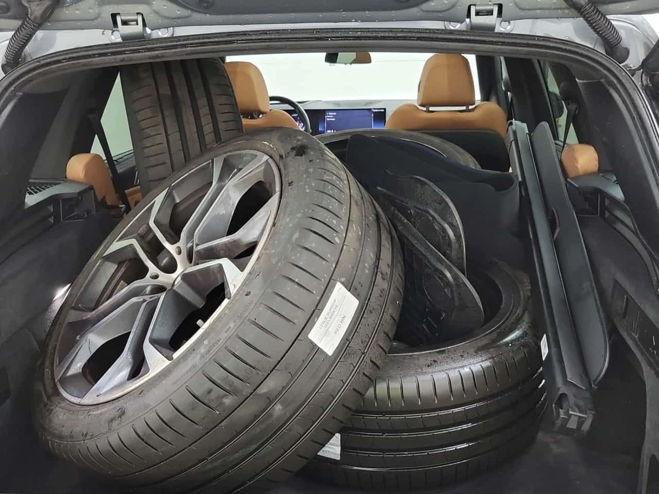 BMW X5 * XDRIVE40I * CARFAX * БЕЗ ПЪРВОНАЧАЛНА ВНОСКА, снимка 14 - Автомобили и джипове - 53729665