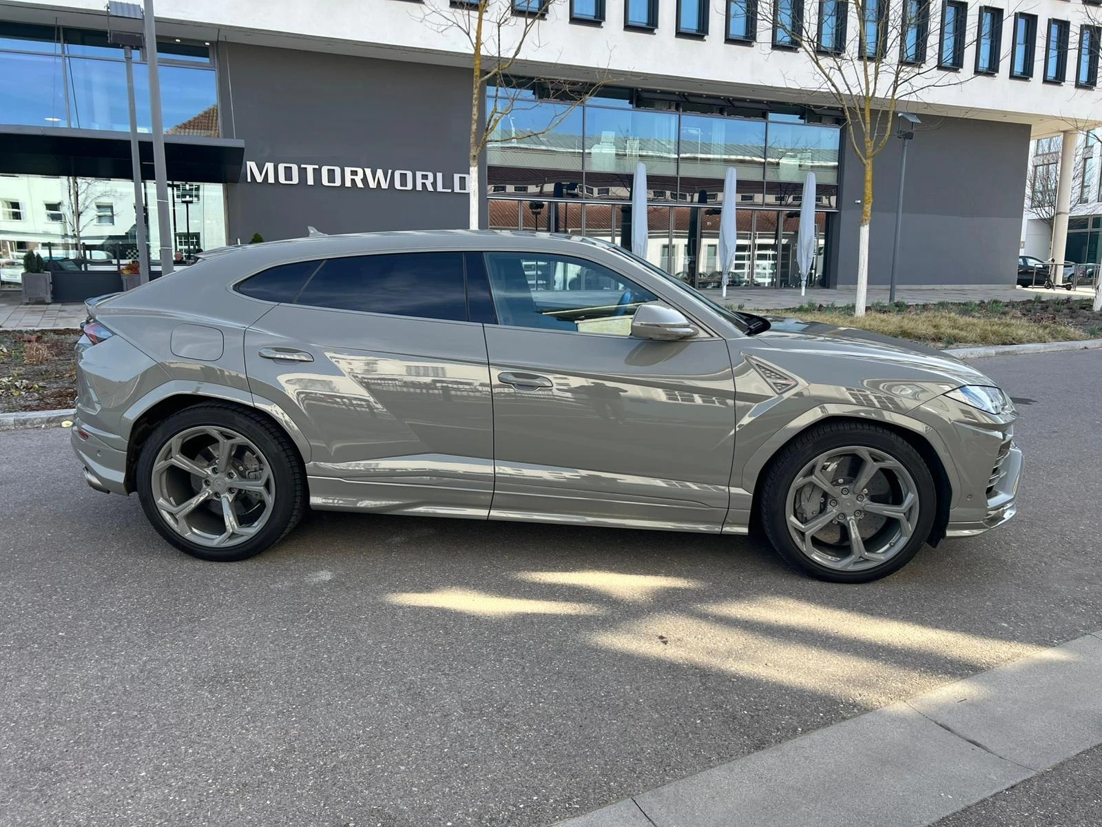 Lamborghini Urus Mansory, снимка 3 - Автомобили и джипове - 53963420
