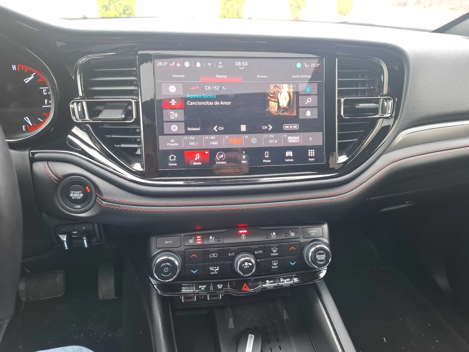 Dodge Durango R/T 5.7 HEMI * 7 МЕСТЕН * ОБДУХВАНЕ * 2025 * , снимка 10 - Автомобили и джипове - 54257606