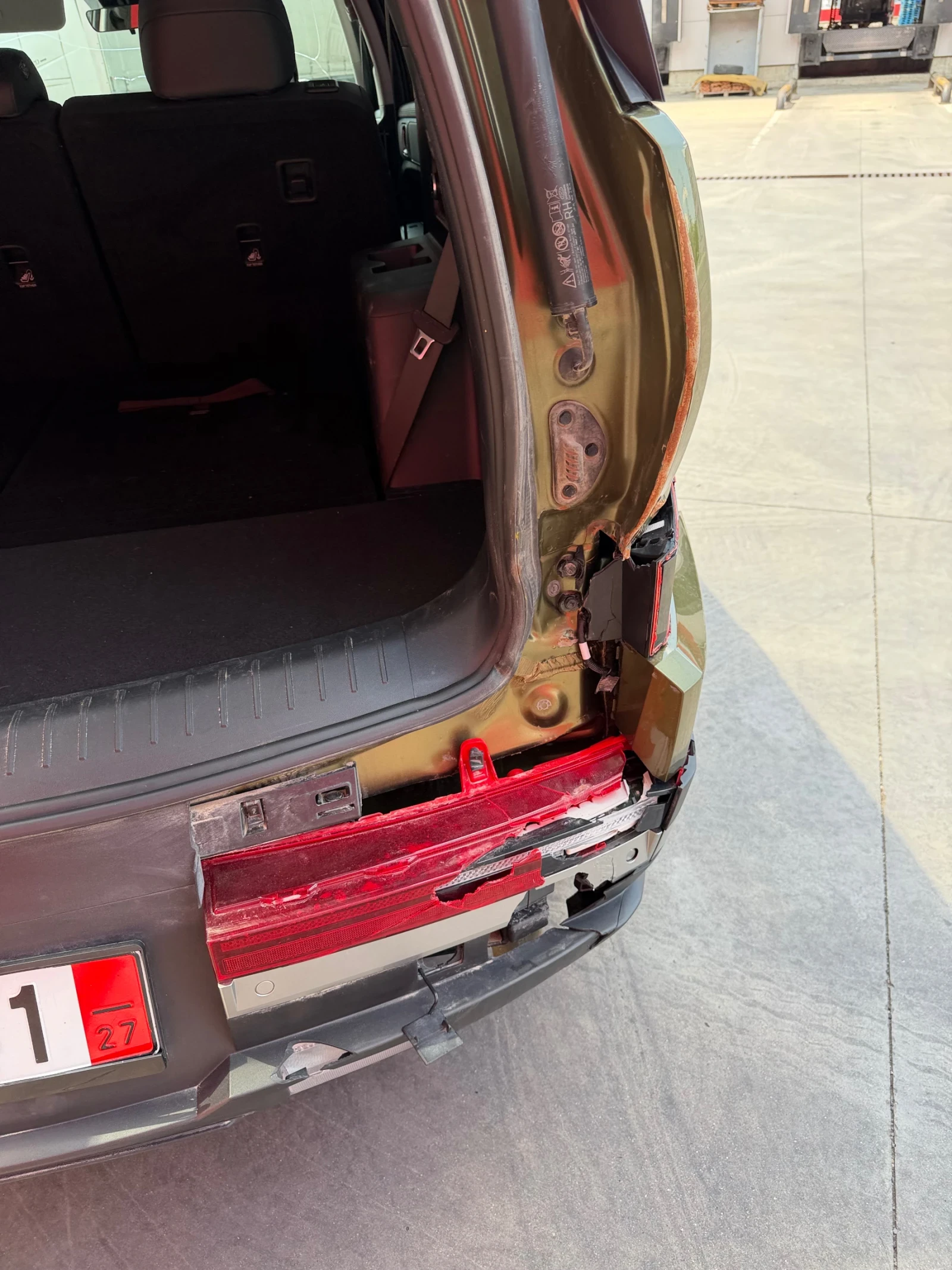 Hyundai Santa fe Hybrid AWD   07.2024   1.6T   4x4  | Mobile.bg � ����������� 15