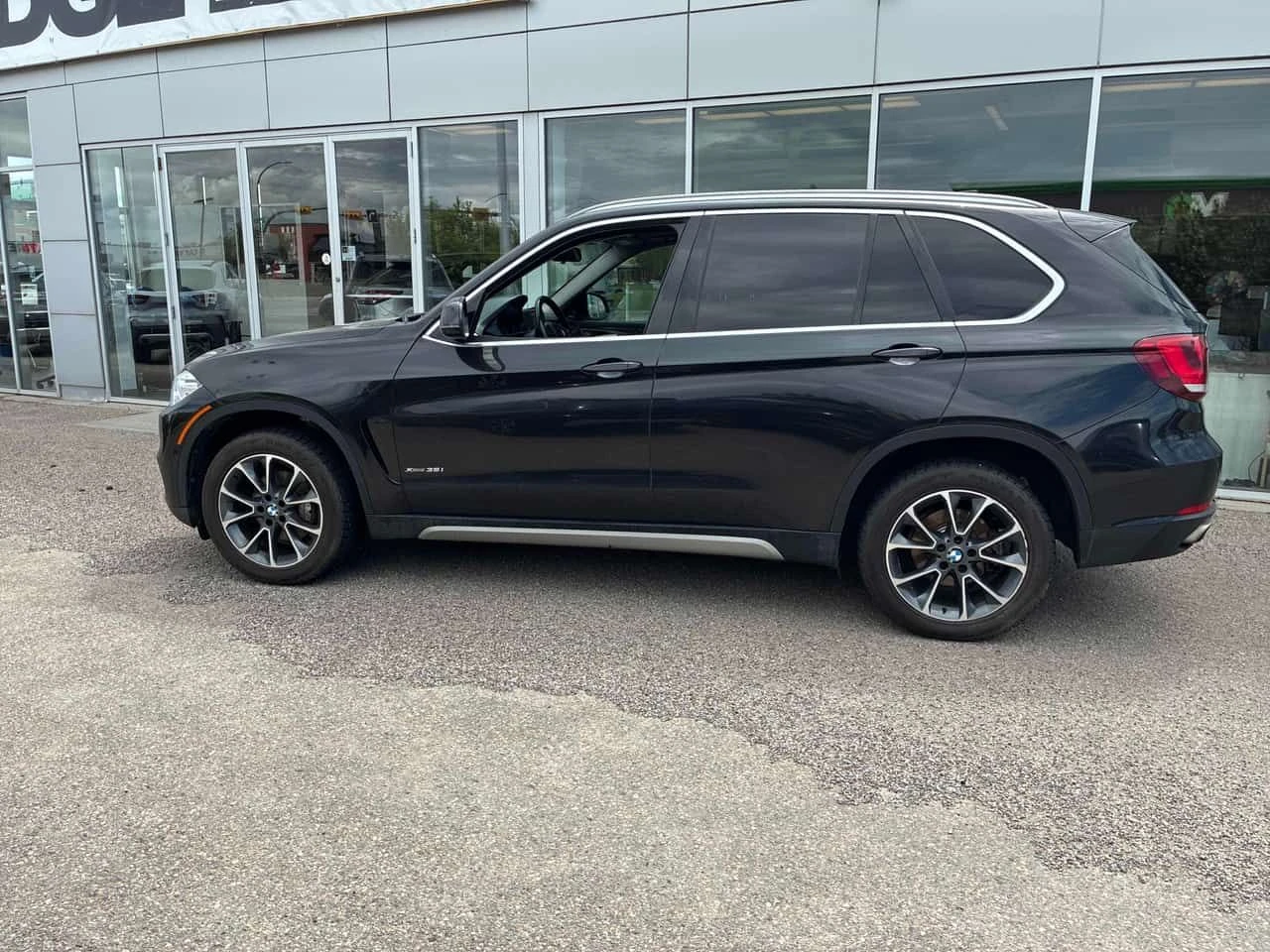 BMW X5 * xDrive35i * CARFAX * БЕЗ ПЪРВОНАЧАЛНА ВНОСКА, снимка 2 - Автомобили и джипове - 54813958