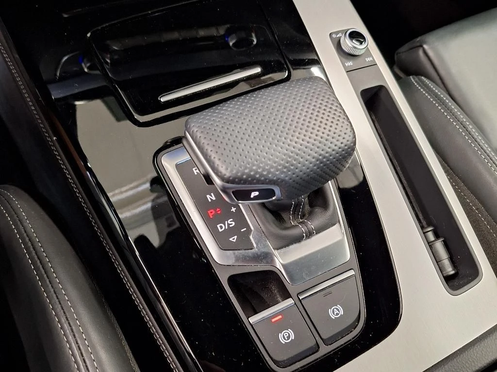 Audi Q5 55 TFSI-E SPORTBACK S-LINE Premium Pack, снимка 15 - Автомобили и джипове - 56113833