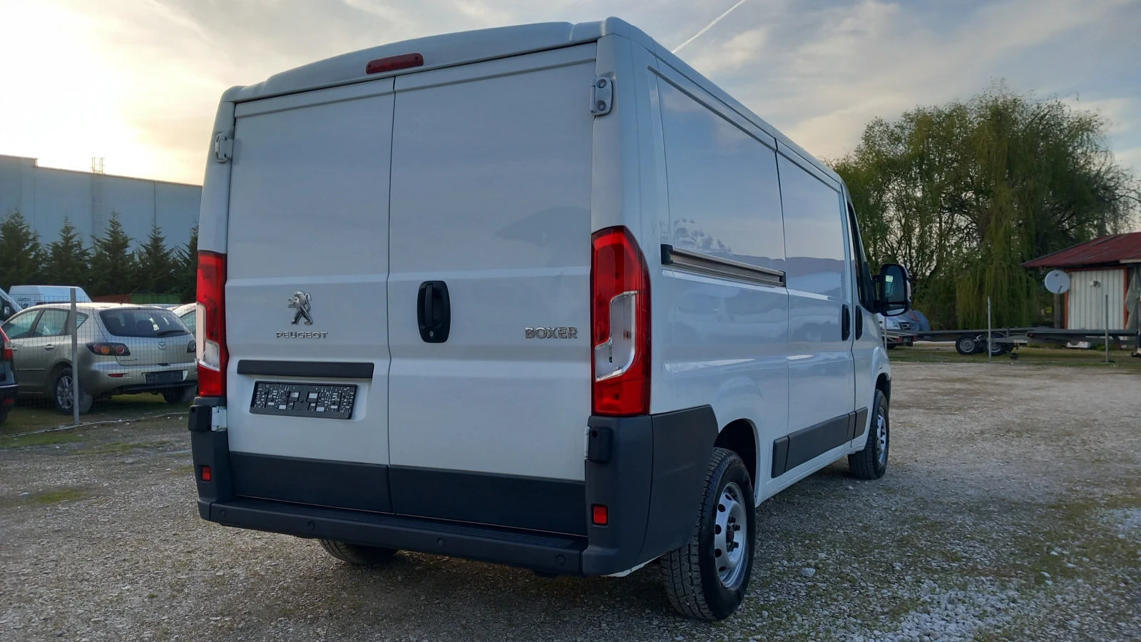 Peugeot Boxer 2.0HDI-6ск/150000км!!!/КЛИМАТИК/ПАРКТРОНИК/БЛУТУТ/ - изображение 4